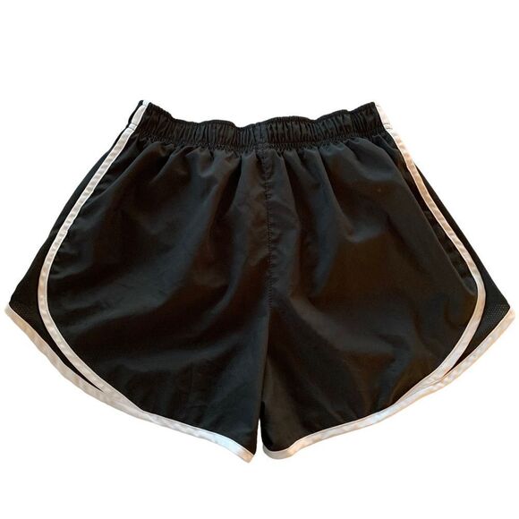 Nike Dri Fit Shorts - Picture 2 of 4